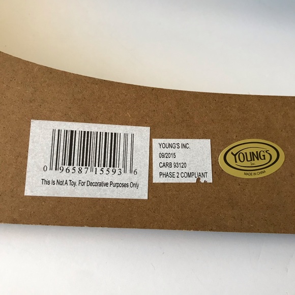 Large Wooden Mermaid Welcome Sign - Picture 9 of 10